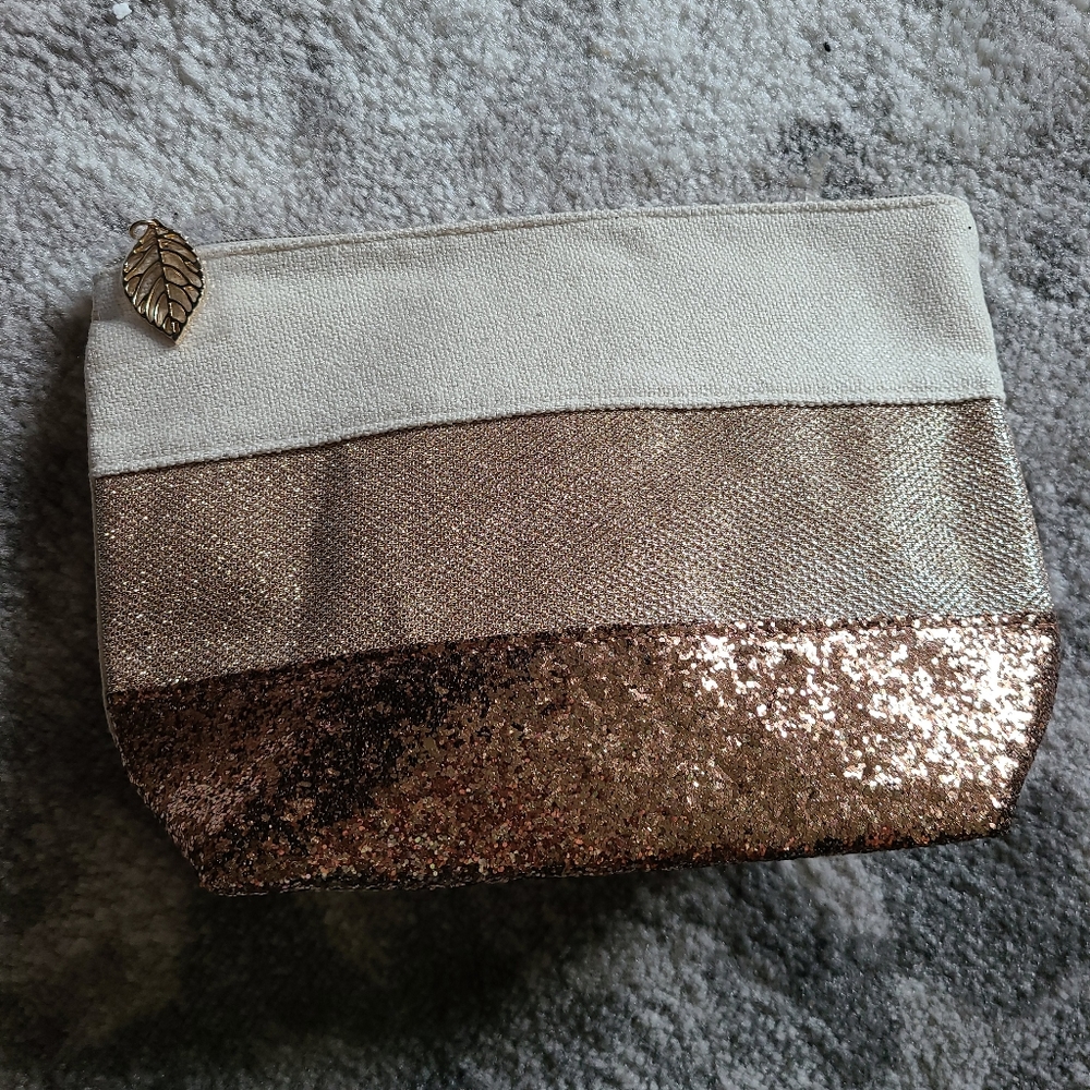 New CLARINS makeup bag pouch travel toiletry.